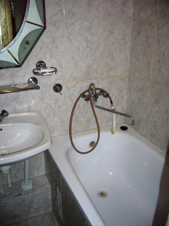 Hotel Profspilkovyi Lutsk Rom bilde
