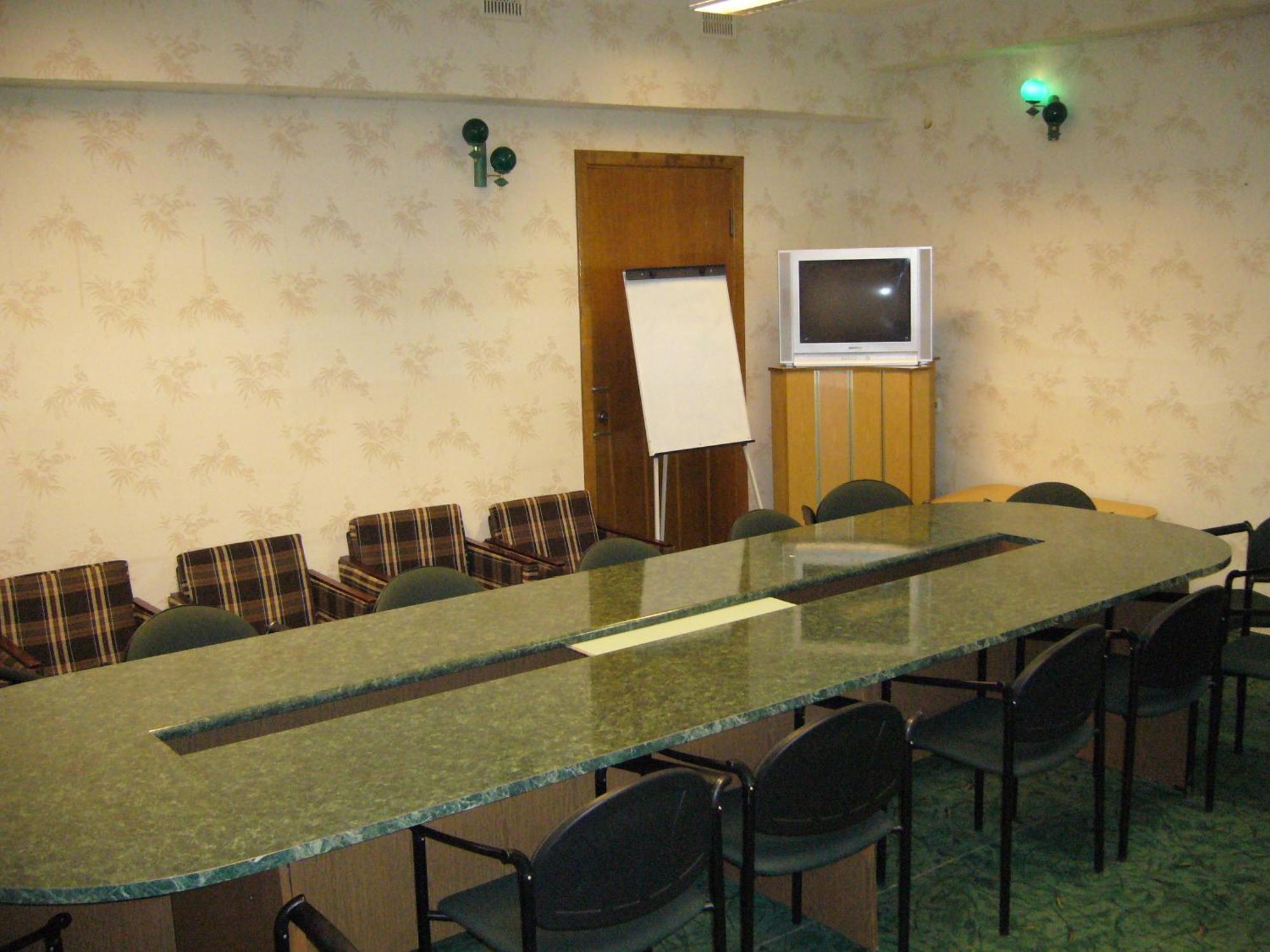 Hotel Profspilkovyi Lutsk Eksteriør bilde
